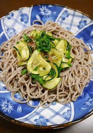 簡単！冷やし蕎麦(みょうがズッキーニ)-レシピのメイン写真