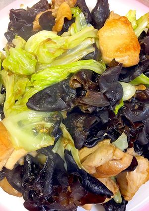 簡単な油不使用の鶏肉とキクラゲ炒め-レシピのメイン写真