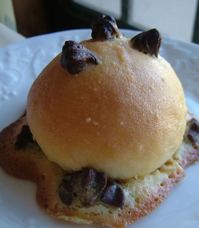 チョコチップ アーモンドクリームパン-レシピのメイン写真