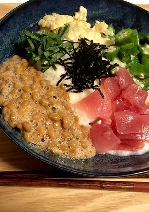 夏バテ予防！めんつゆで簡単ネバネバ丼-レシピのメイン写真