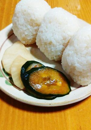 冷めた方が旨い‼コンビニ風塩むすび♪-レシピのメイン写真