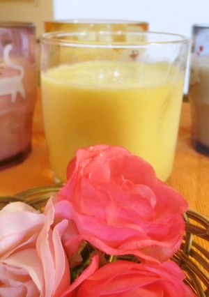 桃缶でフルーツ牛乳、おいしぃ～♪簡単-レシピのメイン写真