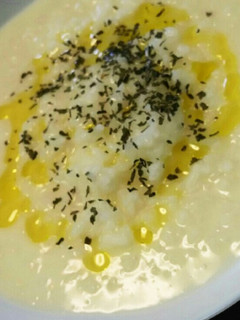 オリーブ香る チーズ粥-レシピのメイン写真