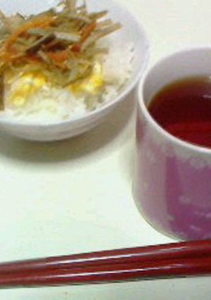 簡単！ふわふわ卵☆きんぴらごぼう丼♪-レシピのメイン写真