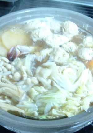 スープが美味しい!鶏ミンチな団子鍋!-レシピのメイン写真