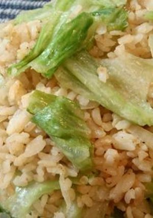 まかないランチ♪黄金のレタスチャーハン-レシピのメイン写真