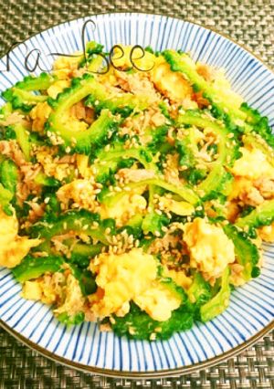 味付け調味料1つ♡ツナ玉ゴーヤの胡麻和え-レシピのメイン写真