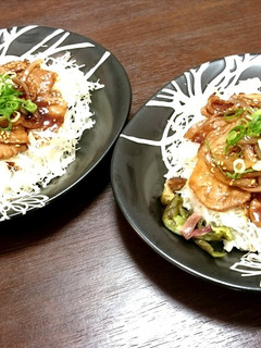 開胃的味道!辣醬(ラージャン)豚カルビ丼-レシピのメイン写真