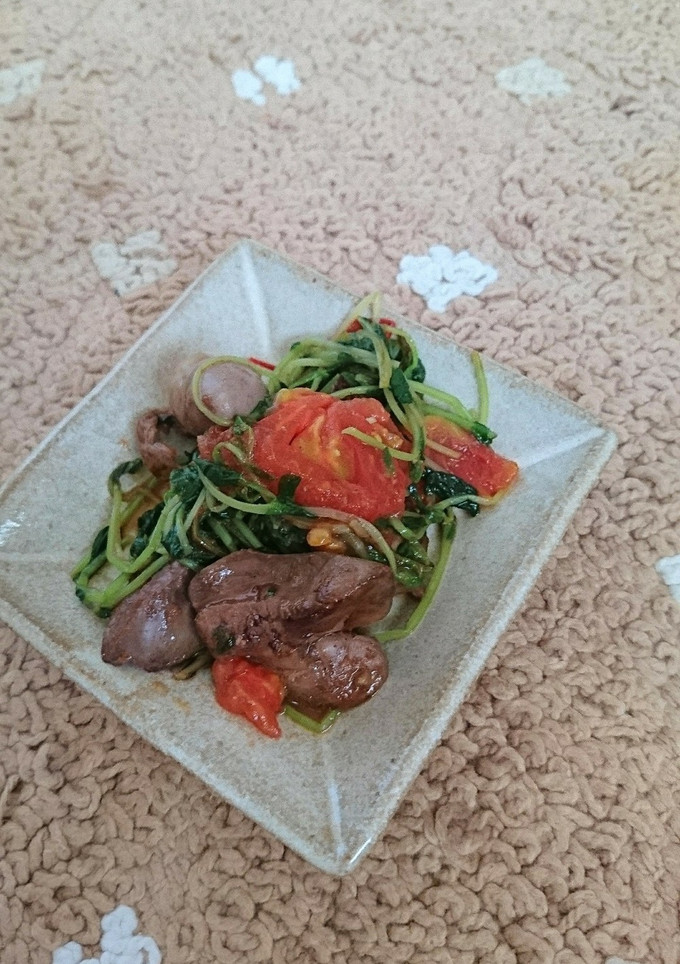 ぱっと！鶏レバーと豆苗トマト炒め-レシピのメイン写真