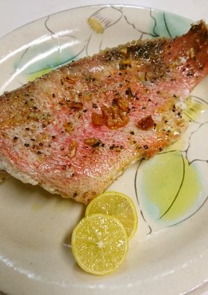 皮パリ♡赤魚の簡単ガーリックソテー-レシピのメイン写真