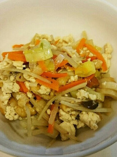 素朴なおかず。炒り豆腐-レシピのメイン写真