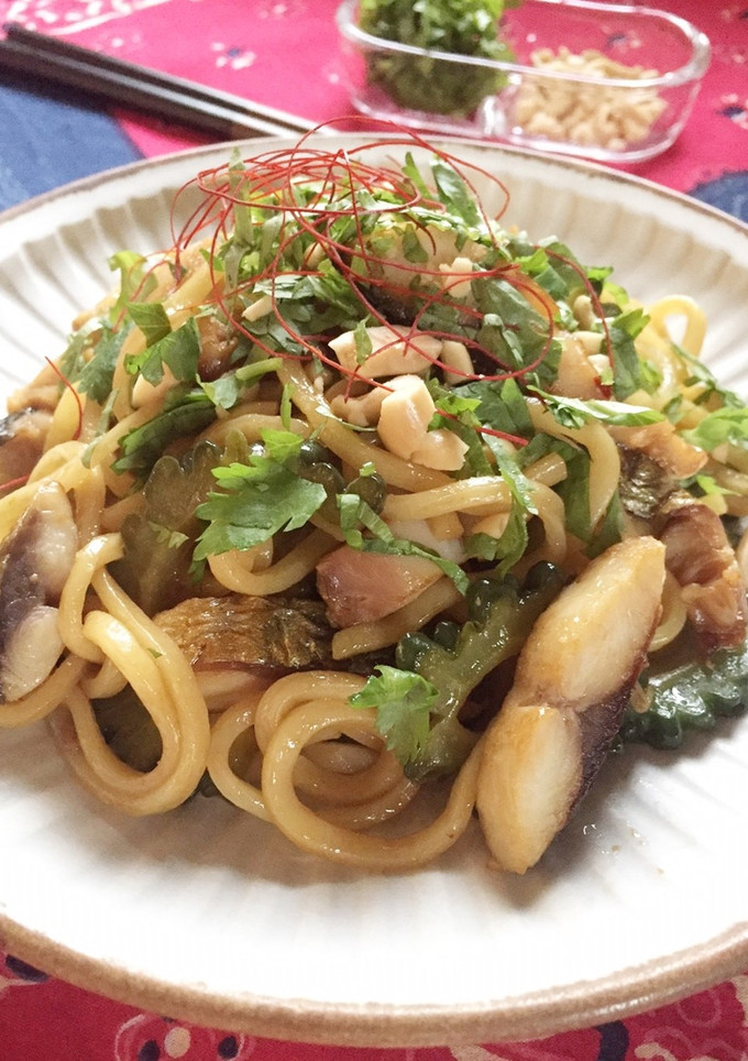 塩鯖とゴーヤのエスニック焼きそば-レシピのメイン写真