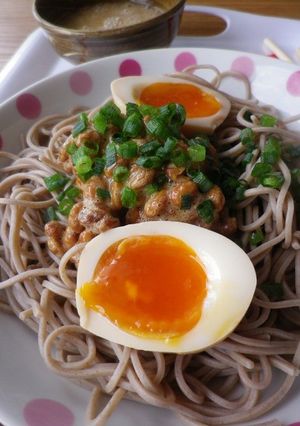 暑い日は冷たいとろろそば+納豆で元気に-レシピのメイン写真