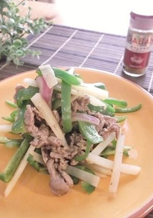 ピーマンと牛肉のさっぱり炒めカレー風味-レシピのメイン写真