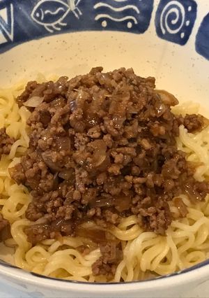 札幌ラーメン味噌味で坦々麺風汁なしそば！-レシピのメイン写真