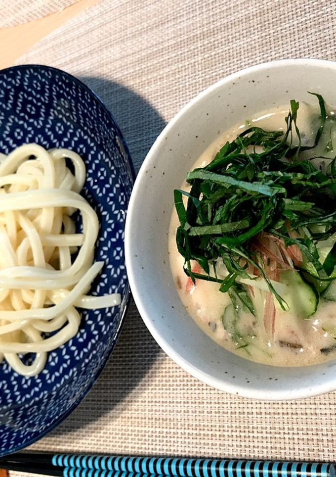さばの水煮缶のごま味噌つけうどん-レシピのメイン写真