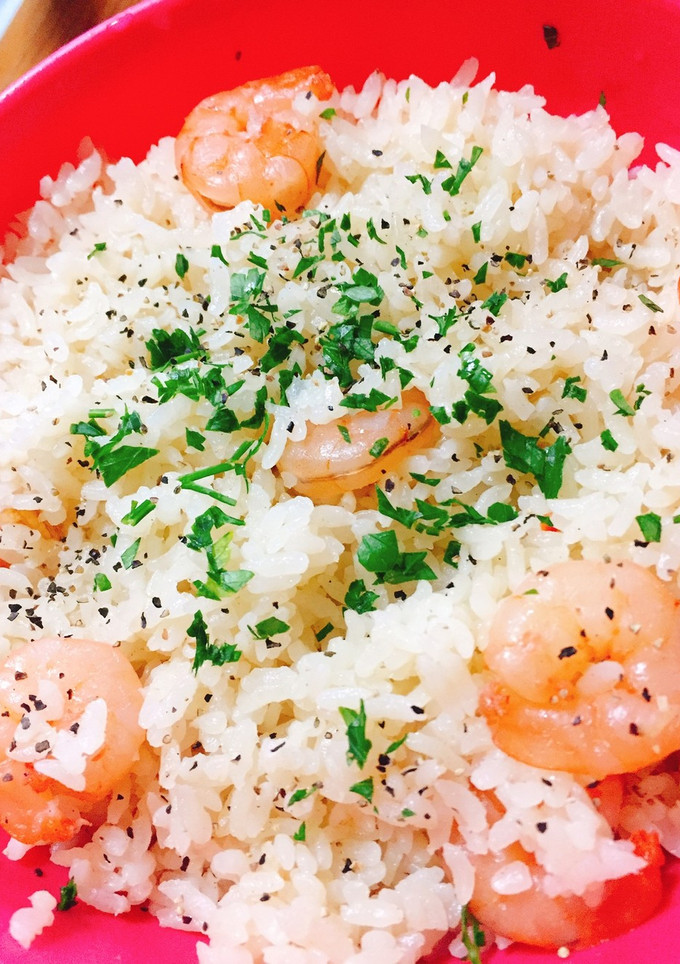 炊飯器でエビピラフ♡簡単-レシピのメイン写真