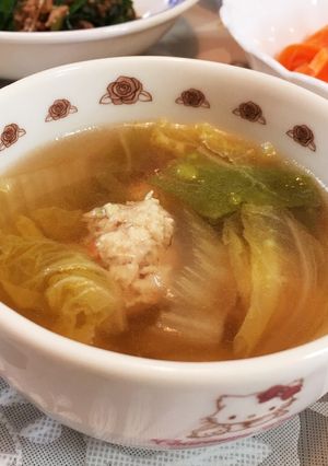 白菜と鶏団子のコンソメスープ-レシピのメイン写真