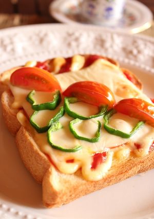＜野菜とハムのピッツァトースト＞-レシピのメイン写真