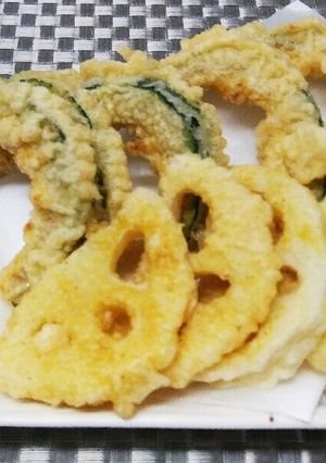 カレー味☆かぼちゃとれんこんの天ぷら-レシピのメイン写真