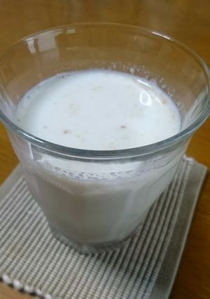 フラックスシードでクルミ風味の牛乳-レシピのメイン写真