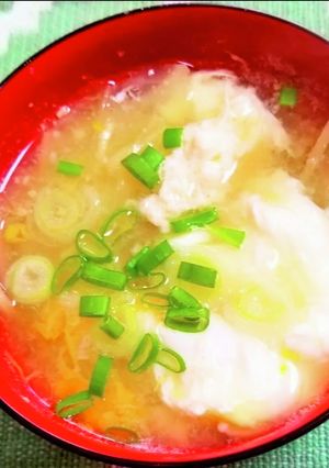 落とし卵の味噌汁-レシピのメイン写真