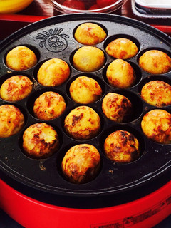 子供も大好き!外カリ中トロタコ焼き-レシピのメイン写真