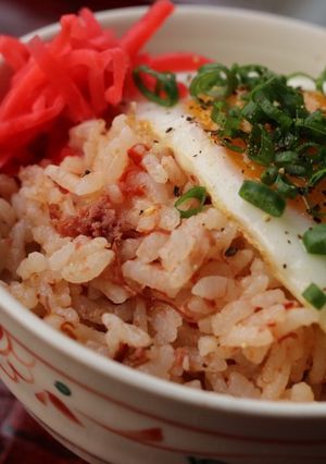 簡単♪コンビーフとトマトの炊き込みご飯♪-レシピのメイン写真