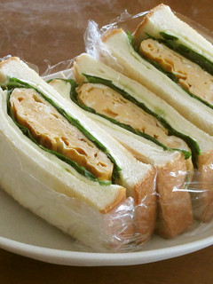 だしまき卵と青じそのチーズホットサンド-レシピのメイン写真