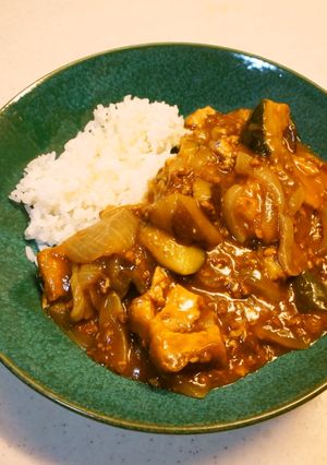 レンジで下準備、夏野菜＆厚揚げカレー-レシピのメイン写真