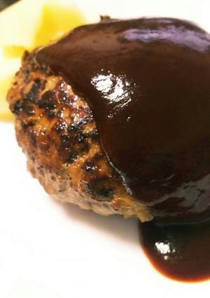 誰でもジューシーなハンバーグ-レシピのメイン写真