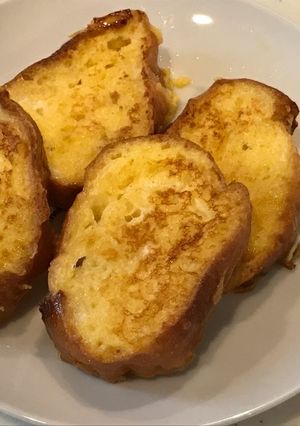 フランスパンで、あまーいフレンチトースト-レシピのメイン写真
