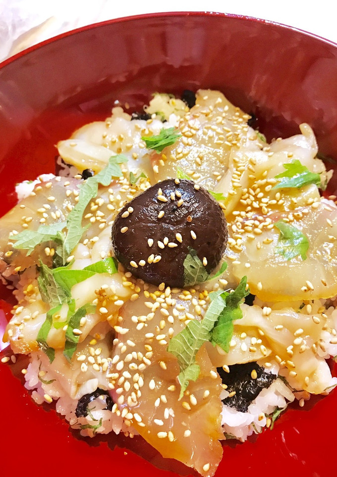 簡単お手軽☆エゴマの葉とお刺身の丼-レシピのメイン写真
