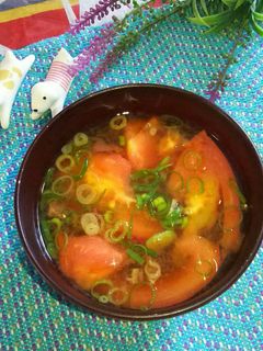 レンジで簡単 トマトの味噌汁-レシピのメイン写真