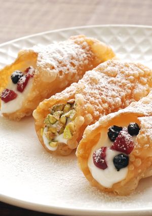 餃子皮でカンノーリ風-レシピのメイン写真