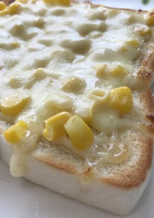 朝食に簡単☆チーズとコーンのトースト-レシピのメイン写真