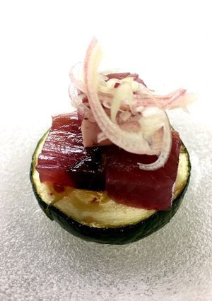 焼きズッキーニと角切り鰹の冷菜-レシピのメイン写真