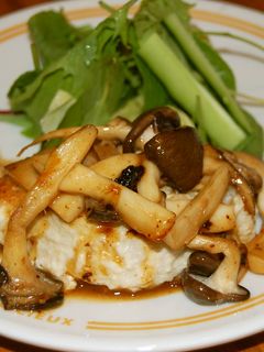 鶏肉ミンチのハンバーグ-レシピのメイン写真