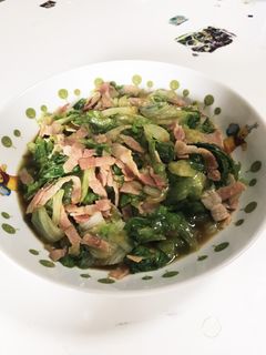 ☆レタスとベーコンのニンニク炒め☆-レシピのメイン写真