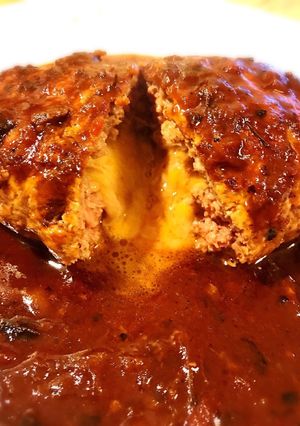 とろけるチーズinハンバーグ-レシピのメイン写真