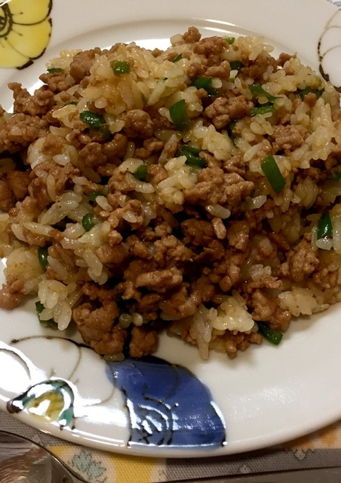 焼肉のたれで簡単そぼろご飯！-レシピのメイン写真
