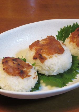 【 梅干し味噌焼きおにぎり 〗-レシピのメイン写真