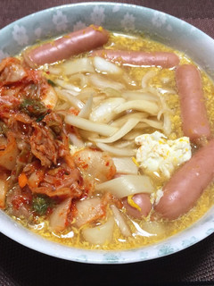 玉ねぎ&キムチうどん!(^^)!-レシピのメイン写真