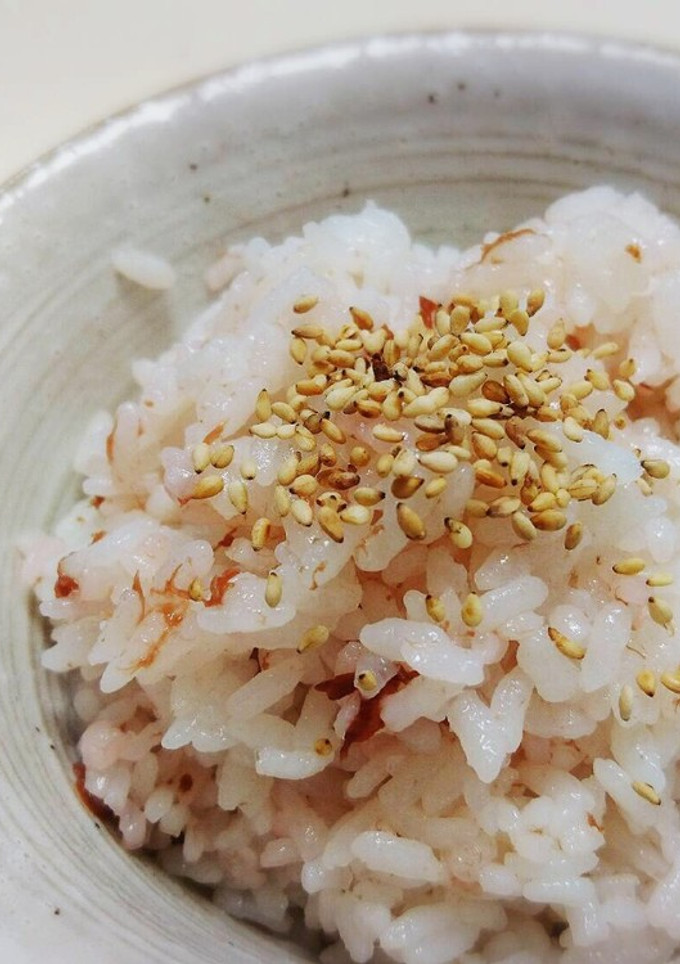 【さっぱり簡単】梅干しの炊き込みご飯☆-レシピのメイン写真