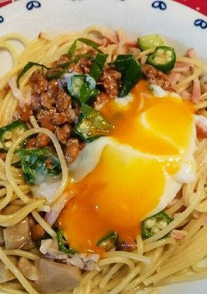 塩きのこで温玉乗せ和風スパゲティ-レシピのメイン写真