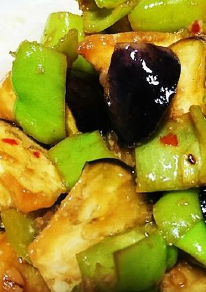 材料少なく!なすとピーマンのみそポン炒め-レシピのメイン写真