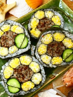 ひまわりの飾り巻き寿司-レシピのメイン写真