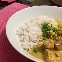 รูปของ さつまいもとチキンのココナッツカレー