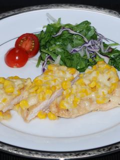 鶏むね肉のきな粉衣とコーンのチーズ蒸し♪-レシピのメイン写真