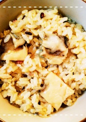 だしの素で簡単！まいたけの炊き込みごはん-レシピのメイン写真